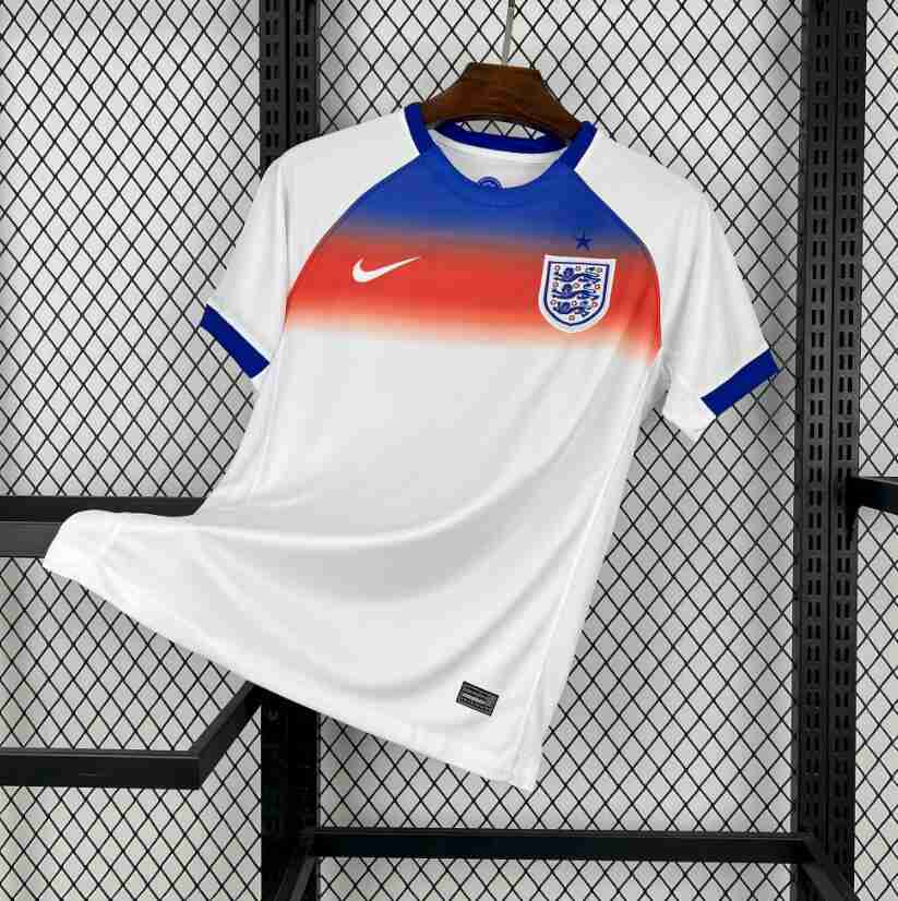 Maglia Calcio Inghilterra Prima 2025 2026 Maglia Calcio Inghilterra Prima 2025 2026