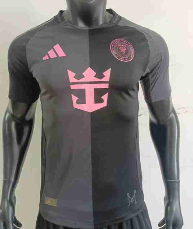 Maglia Calcio Inter Miami Away 2025 2026 – Versione Giocatore Maglia Calcio Inter Miami Away 2025 2026 – Versione Giocatore