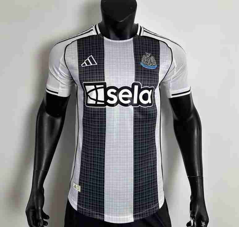 Thailandia Maglia Calcio Newcastle United Prima 2025 2026 Thailandia Maglia Calcio Newcastle United Prima 2025 2026