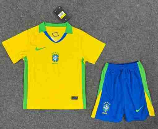Maglia Calcio Brasile Set Bambino Prima 2025 2026 Maglia Calcio Brasile Set Bambino Prima 2025 2026