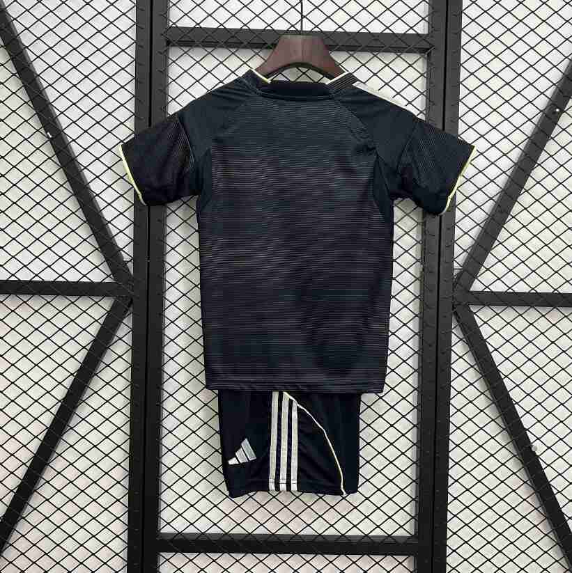 Maglia Calcio Real Madrid Set Bambino Away 2025 2026_1