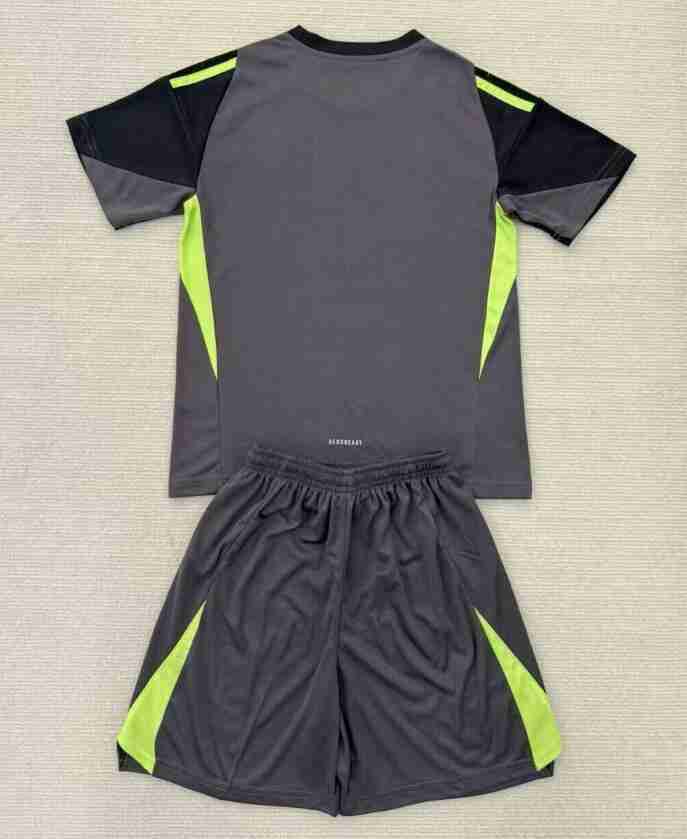 Maglia Calcio Real Madrid Set Bambino Portiere 2025 2026_1