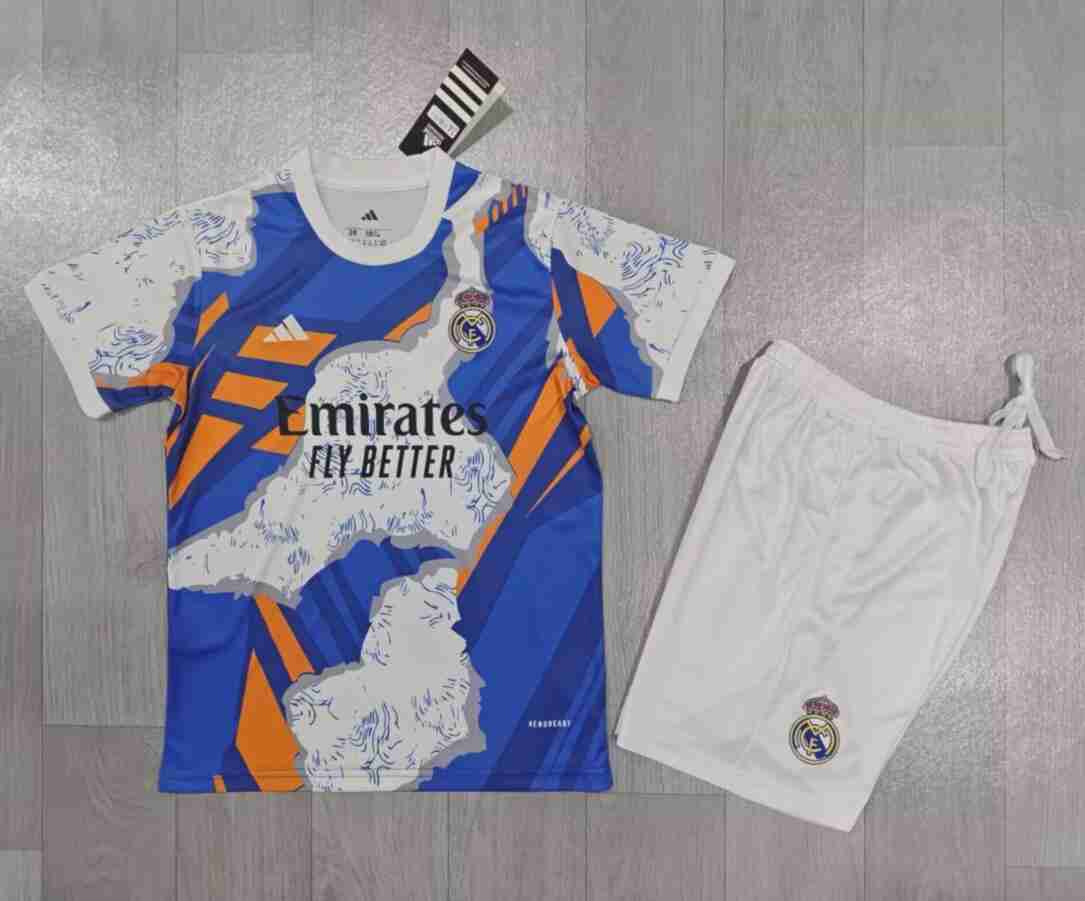 Maglia Calcio Real Madrid Set Bambino Speciale 2025 2026 Maglia Calcio Real Madrid Set Bambino Speciale 2025 2026