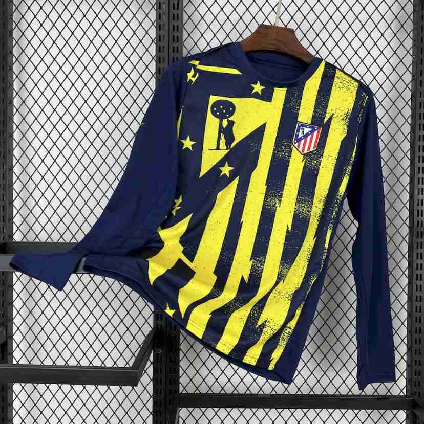 Thailandia Maglia Calcio Atletico Madrid Manica Lunga Pre-Partita 2025 2026 Thailandia Maglia Calcio Atletico Madrid Manica Lunga Pre Partita 2025 2026