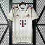 Thailandia Speciale Maglia Calcio Bayern Monaco 2025 26
