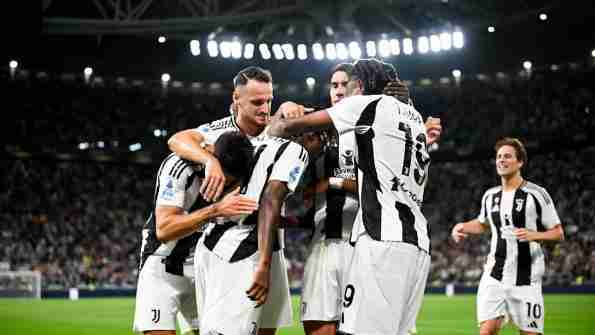 Scopri la Maglia da Calcio che Tutti Vogliono! 🥇⚽ maglie nuove della juventus 2025