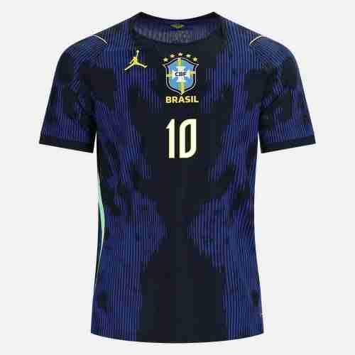 PELÉ NO.10 Maglia Calcio Brasile Away 2026 – Versione Giocatore_1 PELÉ NO.10 Maglia Calcio Brasile Away 2026 – Versione Giocatore_1